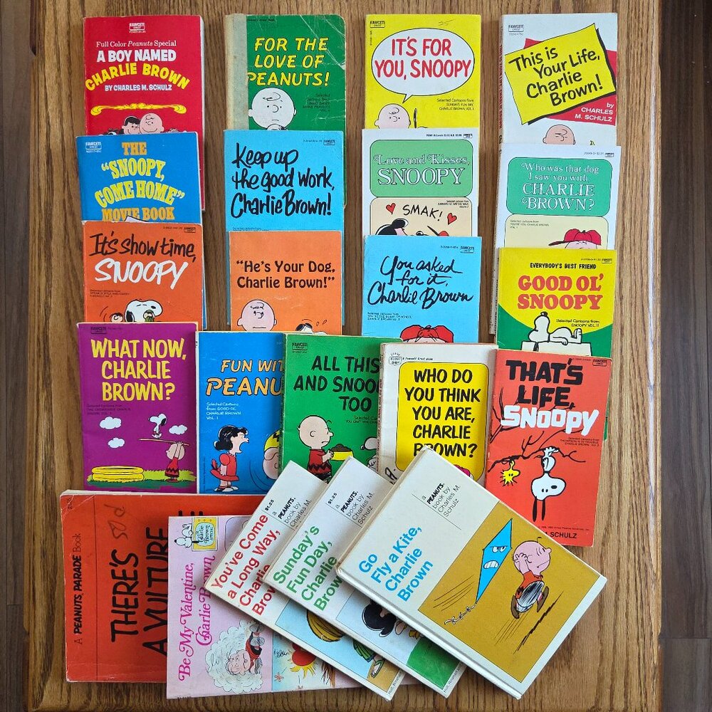 Lot of 22 Vintage Peanuts Books by Charles Schulz
